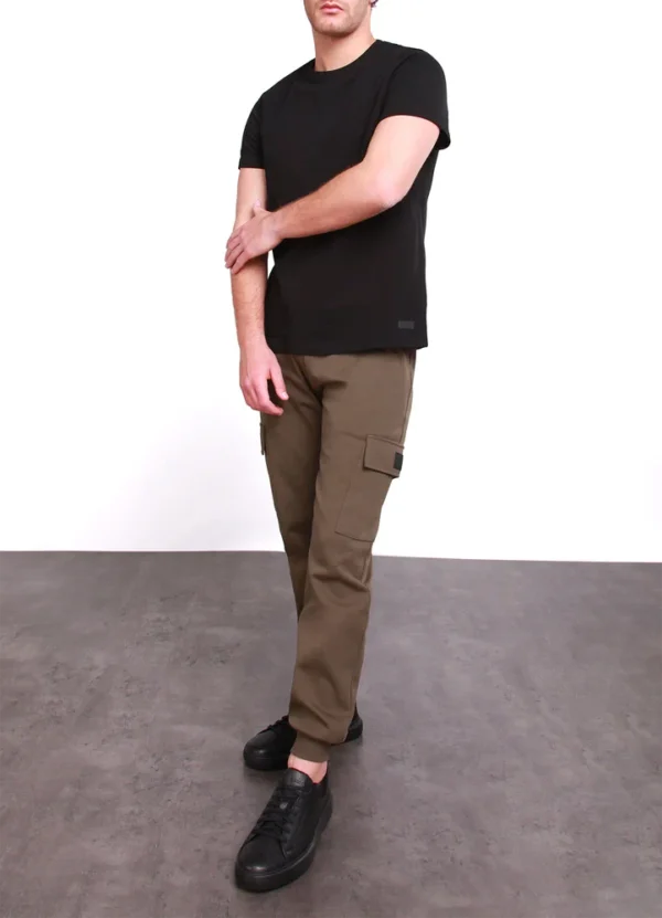 24085MB Drawstring cuffed cargo sweat pants with MB square rubber badge on pocket J | Eshop GS | Jordan