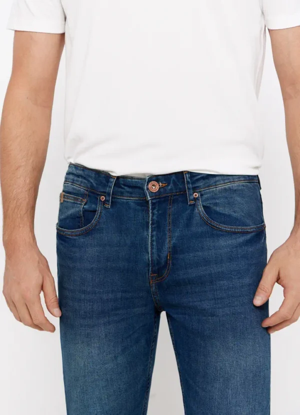 7217158 Regular fit jeans in dark blue wash with front wrinkles | Eshop GS | Jordan