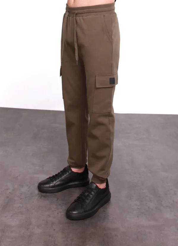 24085MB Drawstring cuffed cargo sweat pants with MB square rubber badge on pocket J | Eshop GS | Jordan