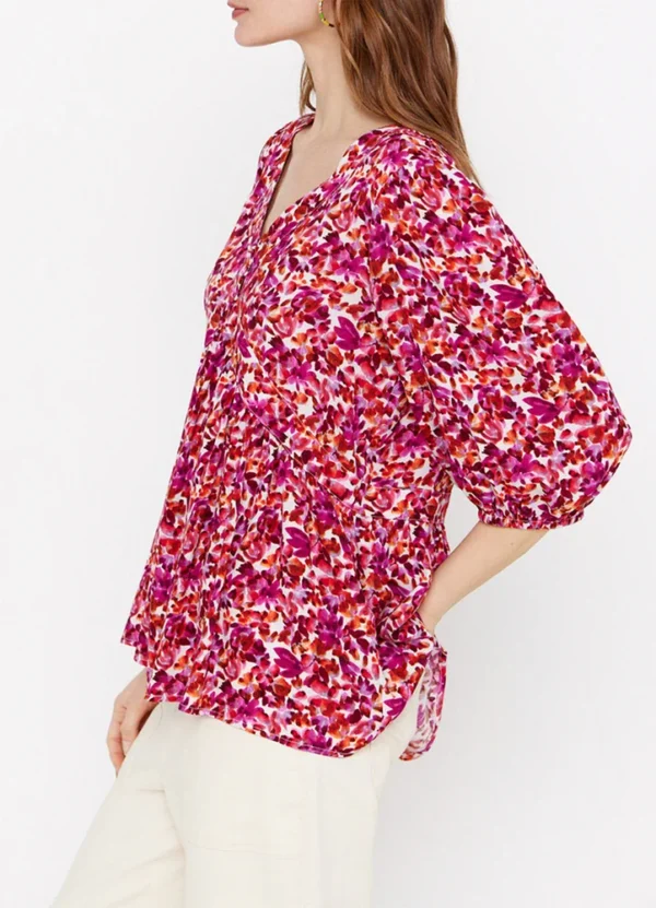 8797837 3/4 Sleeves v-neck AOP blouse with front pleats & half buttons down neck | Eshop GS | Jordan