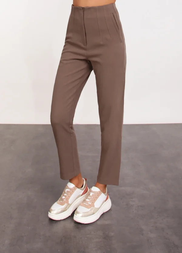 AWMWW24DRF9P90613 1 24241 High-waist trousers with seam detail on the front and back with metal hook fastening,