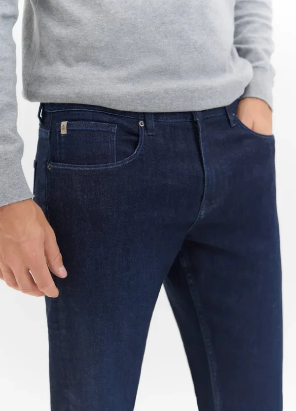 7218586 Regular fit coolmax jeans in dark wash | Eshop GS | Jordan