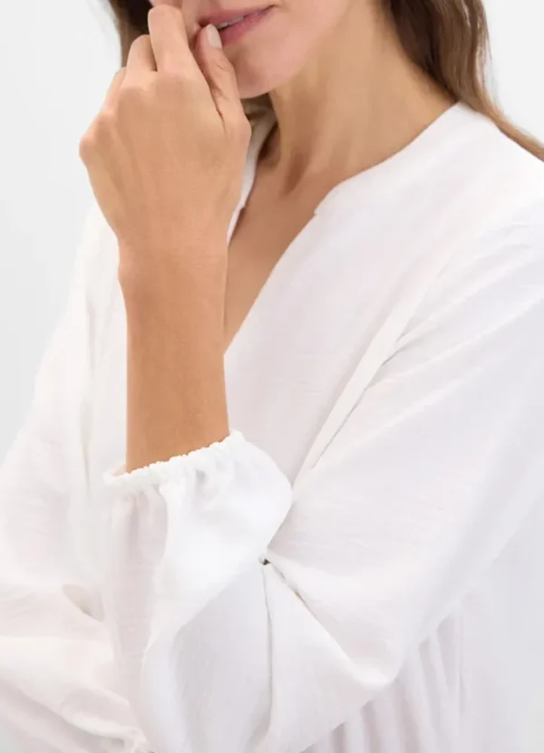 5709791 LS V-neck blouse with metal buttons closure | Eshop GS | Jordan