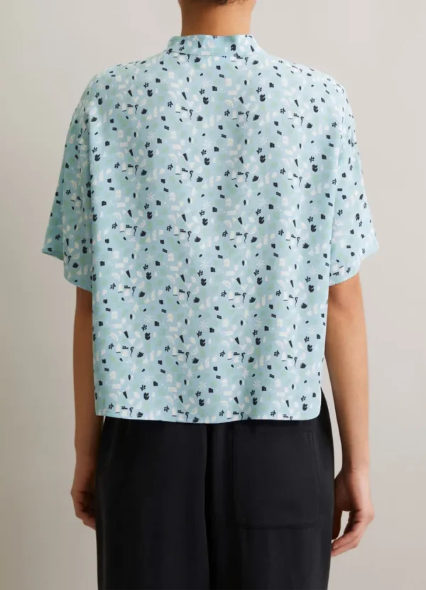 5000005881 SS mao neck AOP blue shirt | Eshop GS | Jordan