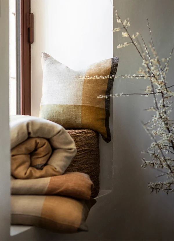 Haomy Home Decor Cushion  DHHAAYPIONANA33