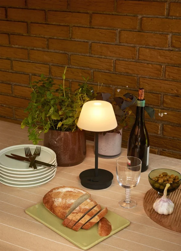 Hubsch Home Decor Table Lamp DHHUAYPTMNANA01