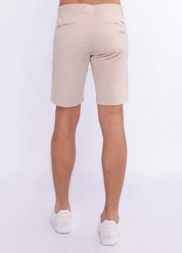 Maison Brown Men Chino shorts AMMWS25CIBMCO01
