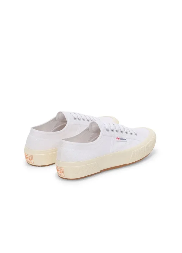 Superga Men Sneakers AMSES25SNLAHL03