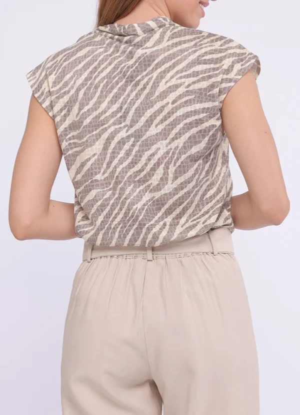 Maison Brown Women T-Shirt AWMWS25TVVNP901