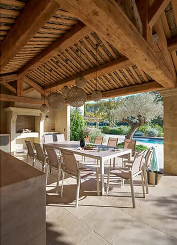Hesperide Home Decor Outdoor Dining Table DHHEAYPO4NANA03